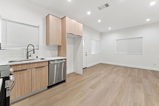 Building Photo - Patterson Way- Truslow ADU