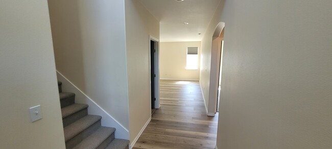 Building Photo - 505 N Kentucky Dr