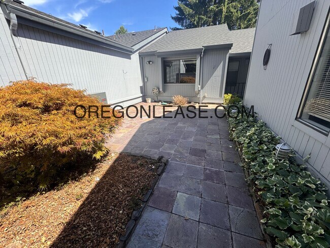 Foto del edificio - Spacious Home in Prime Ferry Street Bridge...