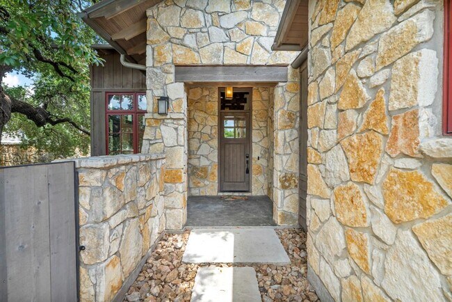 Foto del edificio - 19404 Bold Venture Dr