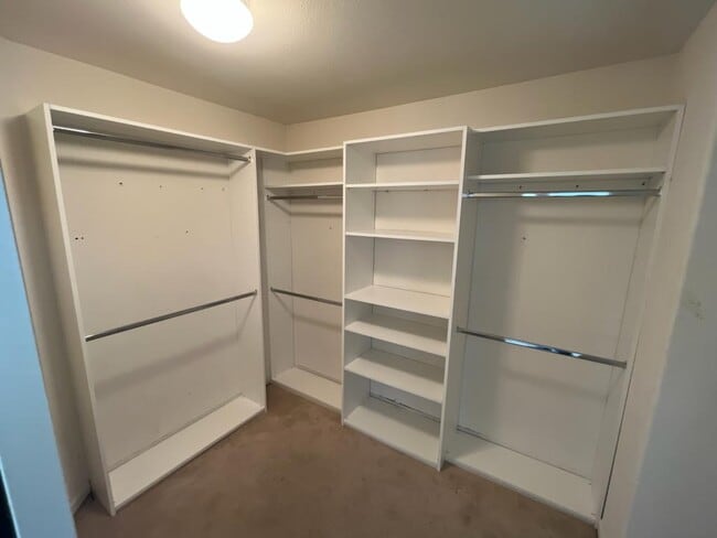 Building Photo - 5247 Agapanthus Ct