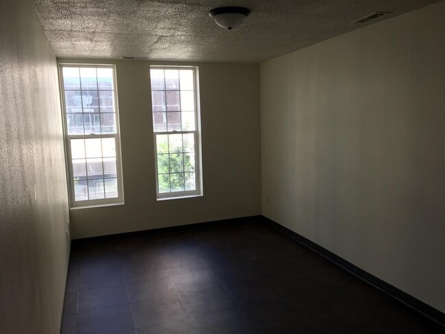 Bedroom 3 - 110 2nd St SE