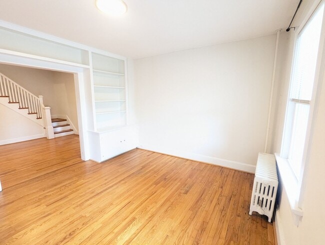 Foto del edificio - Charming Historic townhouse in downtown Frederick available mid June!