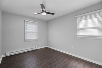 Interior Photo - Camden Square