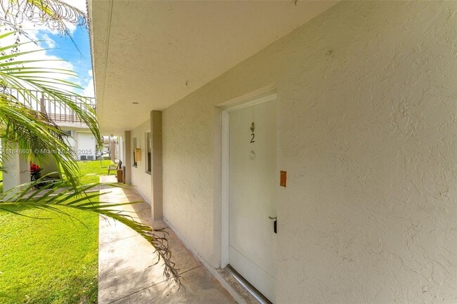 Building Photo - 6911 SW 129th Ave