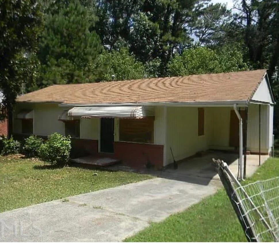 Photo - 875 Fairburn RD NW