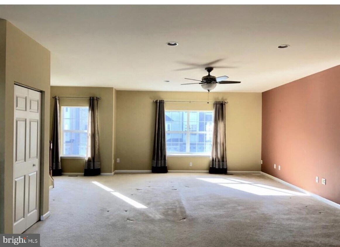 459 Jacobsen Drive, Newark, DE 19702 Townhouse for Rent in Newark, DE