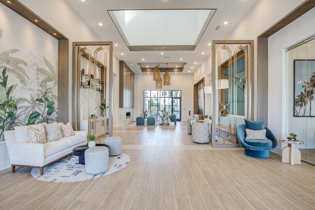 Alton Serenoa apartments — community photo - Alton Serenoa