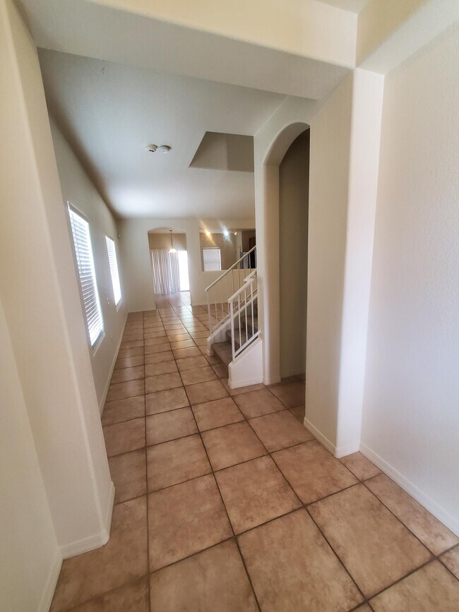 Foto del edificio - 4211 E Wading Pond Dr
