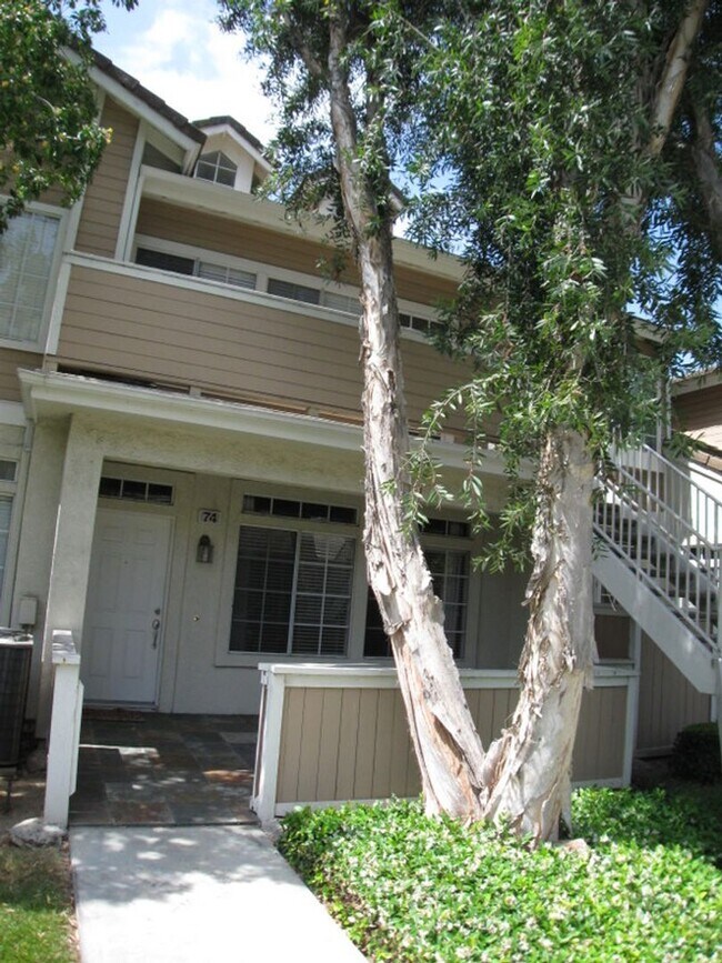 Foto del edificio - 16521 Stonehaven Ct