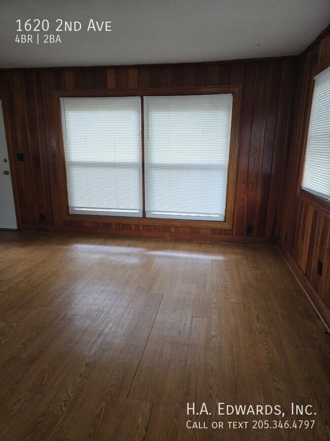 Photo - 1620 2nd Ave House