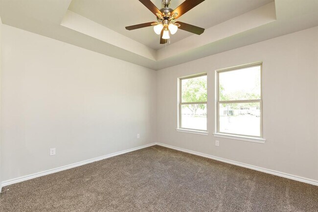 Guest Bedroom #1 - 817 Easy St