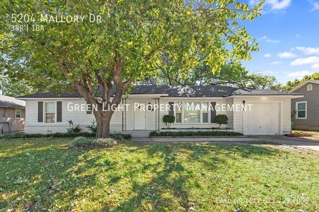 Photo - 5204 Mallory Dr House