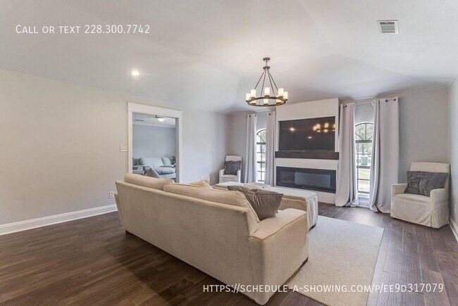 Foto del edificio - 106 Piney Ridge Rd