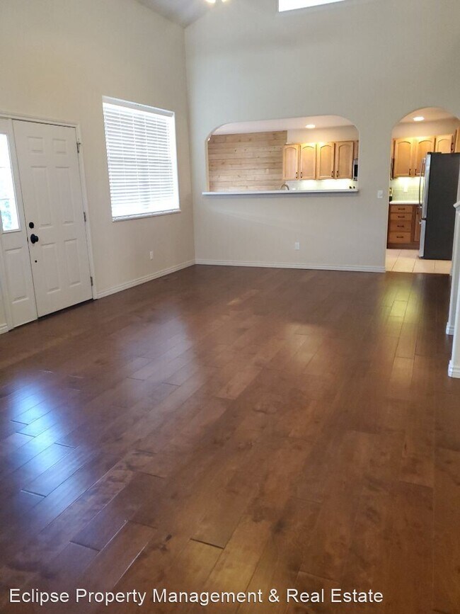 Building Photo - 2 br, 3 bath House - 779 Glen Court, Unit 10