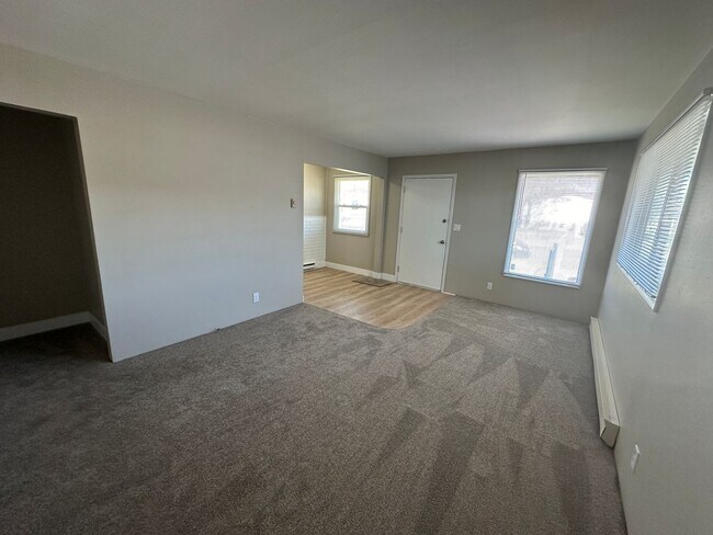 Foto del edificio - 317 SW 18th St