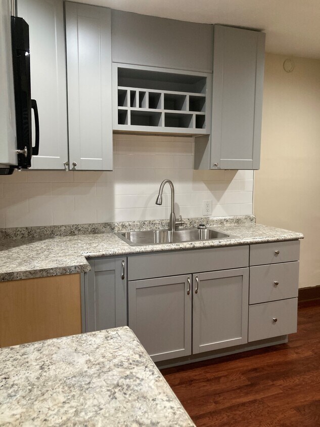 Foto principal - 2752 Ridge Ave