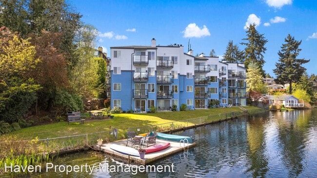 Building Photo - 1 br, 1 bath House - 13426 Greenwood Ave N...