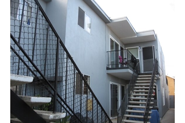 Building Photo - Santa Cruz Apartments