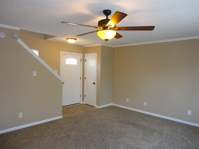 Foto del edificio - 2343 Summerwood Ln