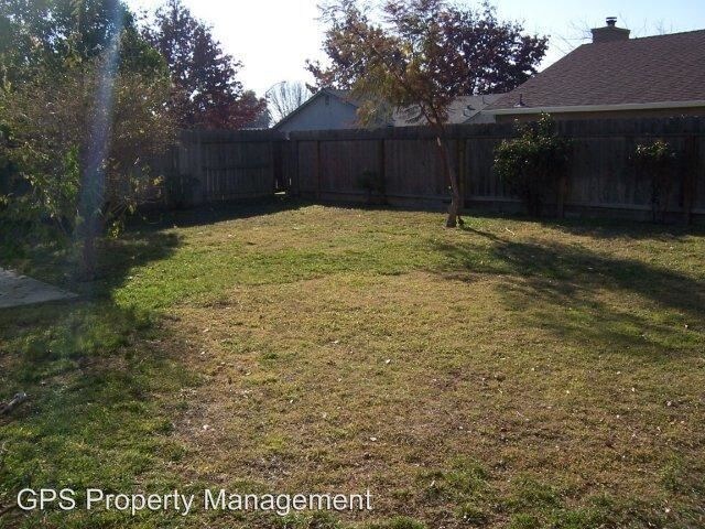 Building Photo - 5 br, 3 bath House - 2157 Tillie Lewis Dr.