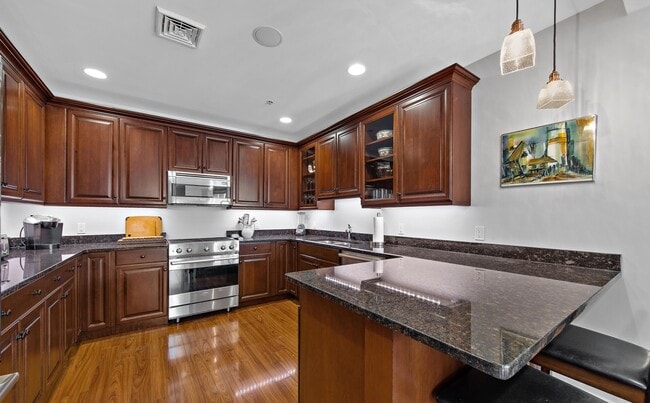 Building Photo - 38 High Rock Ave