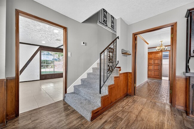 Building Photo - 5414 Spanish Oak Dr