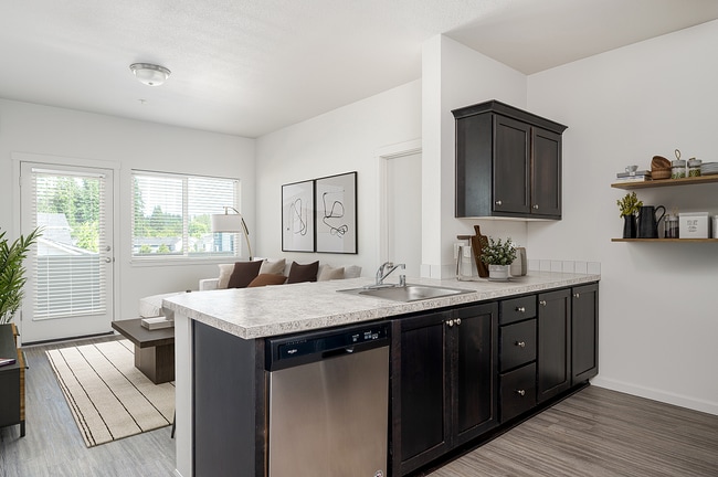 Building Photo - Alderbrook Apartments