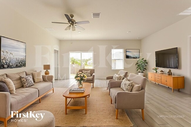 Building Photo - 830 Gila Way