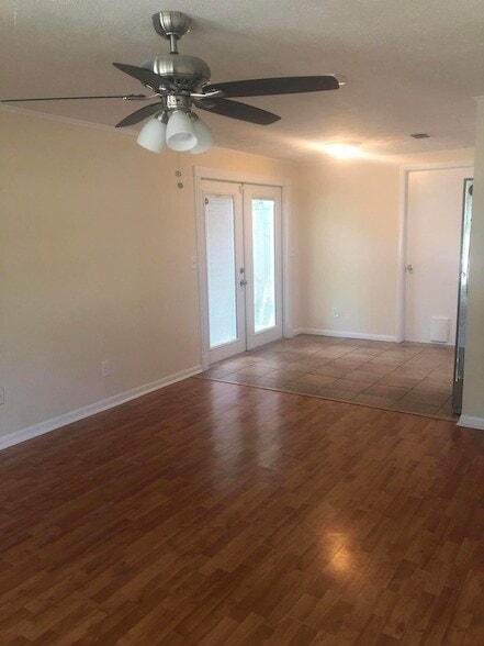 Building Photo - 5242 Timawatha Ave