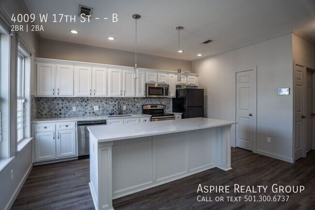 Building Photo - 4009 W 17th St