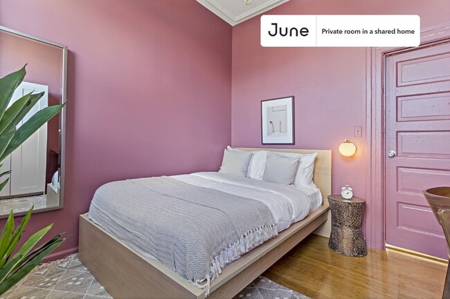 Foto del edificio - Room in Shared 4 bed/1.5 bath home