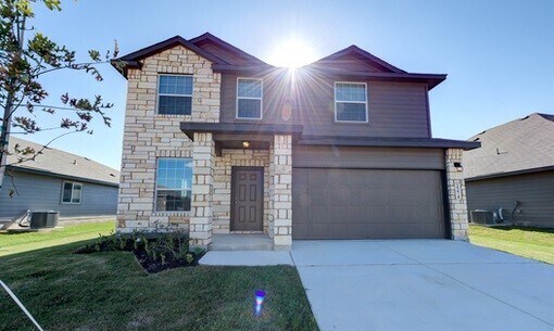 Primary Photo - HUGE 2400+ sq ft 4/3.5 in Avery Park.