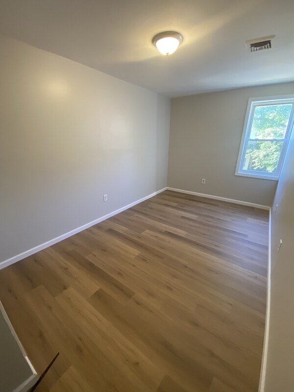 Foto del edificio - 12-20 Rockville Street - 14B