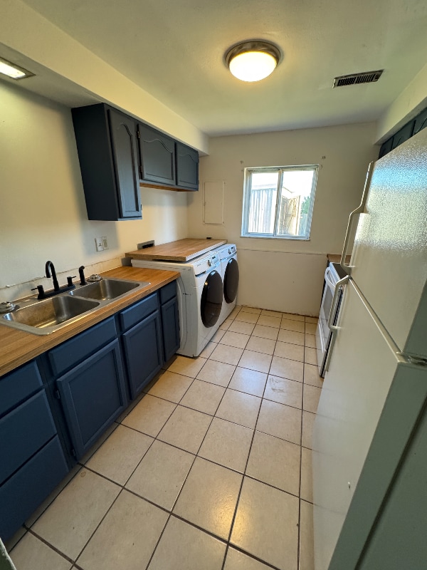 Foto del edificio - 2416 Patrick Dr