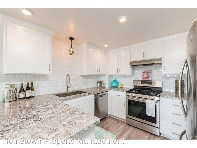 Building Photo - 2 br, 2 bath House - 665 Vista Pacifica