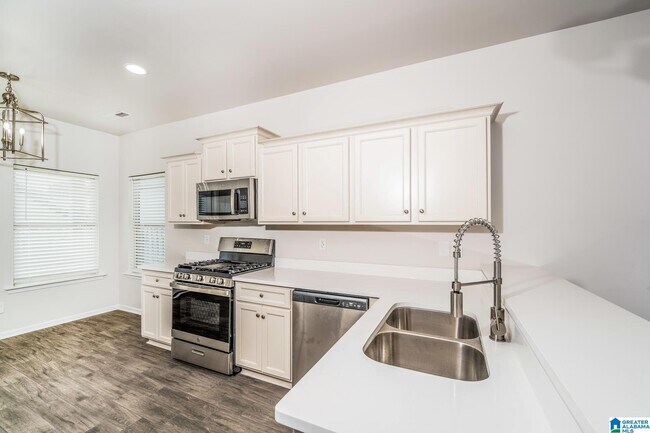 Building Photo - 1041 Crawford Ct