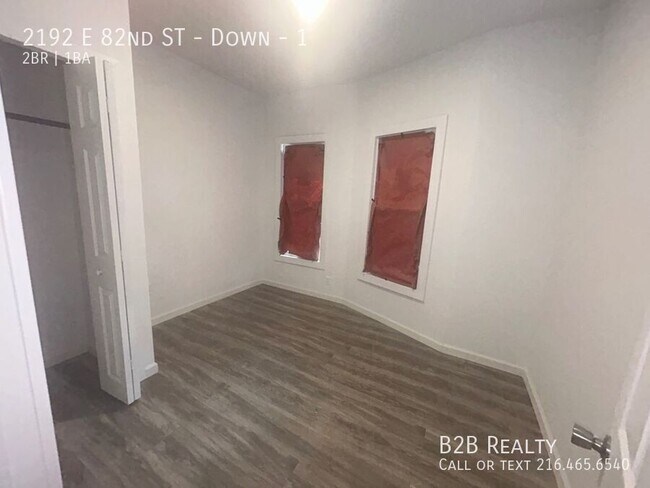 Foto del edificio - 2192 E 82nd St