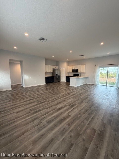 Foto del edificio - 73 Tobler Blvd NW