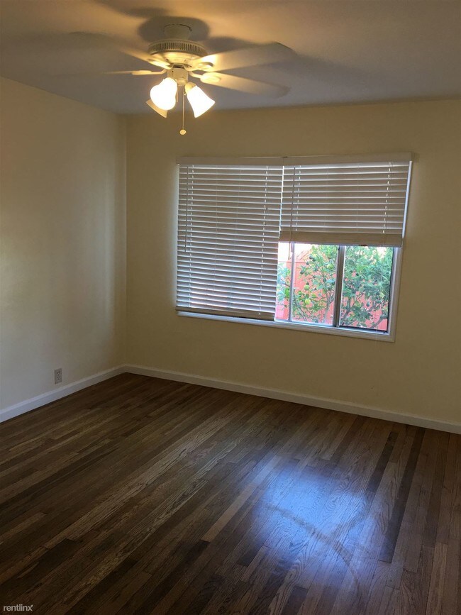 Building Photo - 382 Bristol Blvd