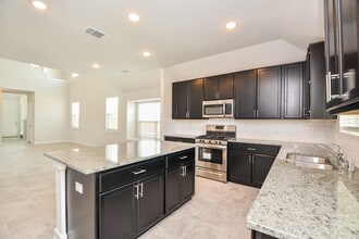 Building Photo - 7542 Coral Ter Dr
