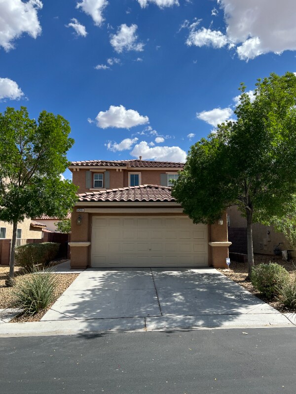 Foto principal - 9241 Valley Ranch Ave