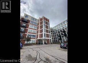 Building Photo - 404 King St W