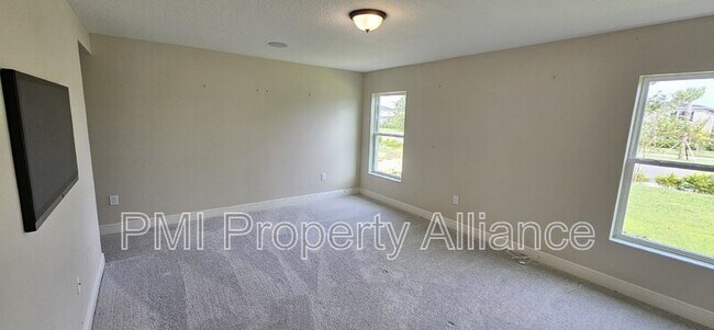 Building Photo - 735 Overpool Ave