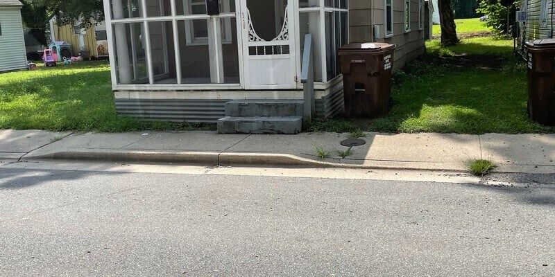 Primary Photo - 408 Pleasant St