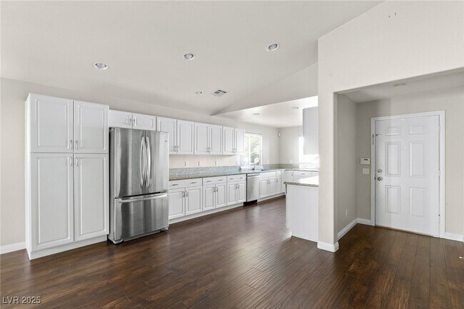 Foto del edificio - 2721 Willow Basket Ln
