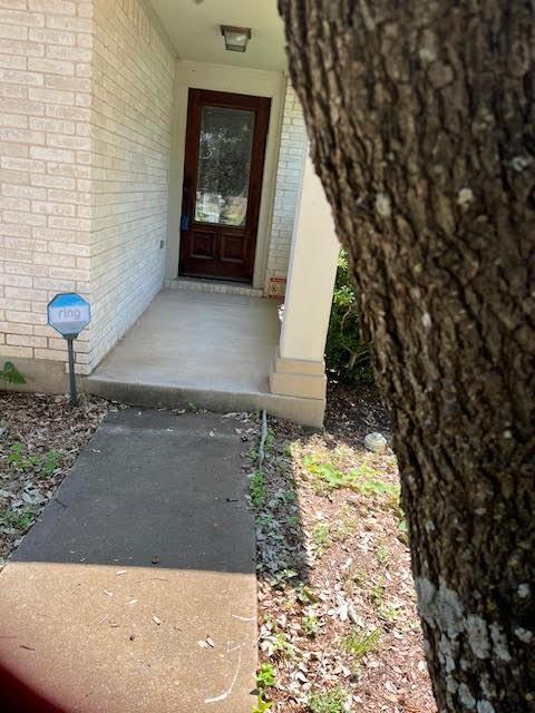 Building Photo - 2510 Winslow Dr