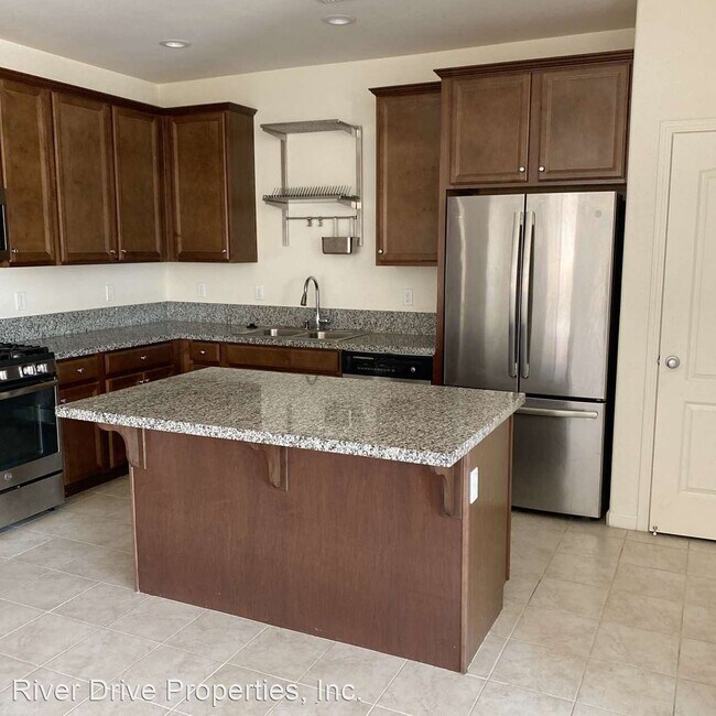 Foto del edificio - 4 br, 2 bath House - 4458 Moffitt Court