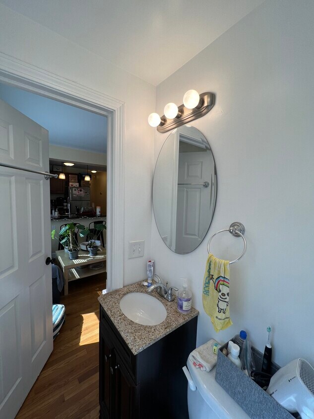 16 Silvey Plz, Somerville, MA 02143 Condo for Rent in Somerville, MA