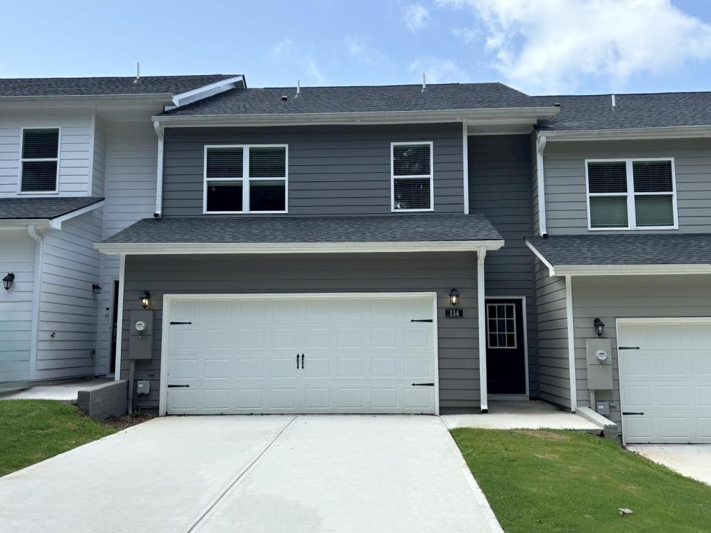 Foto principal - 114 McAllister Rd SE